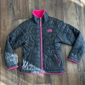 The North Face Quilted reversible Jacket in Black/Gray and Pink (defect!)